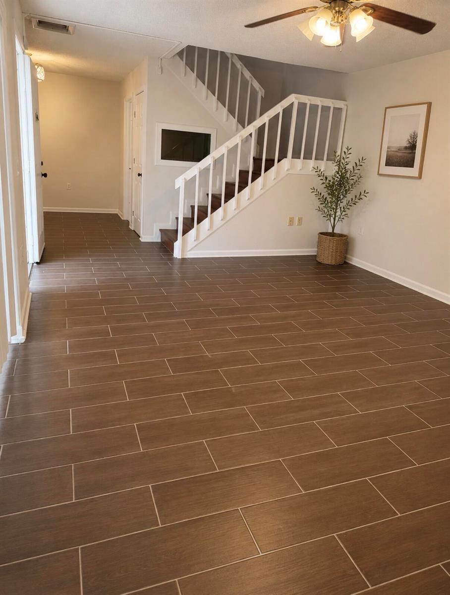 1421 14TH Lane # D, FL 33463 photo 4