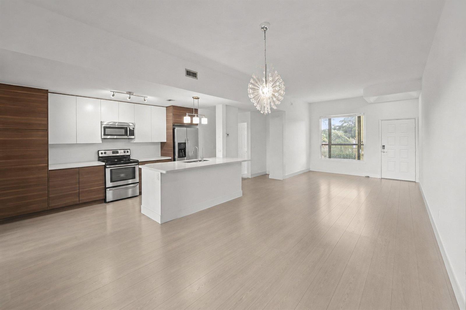 7535 La Paz Boulevard # 209, Boca Raton FL 33433 photo 2