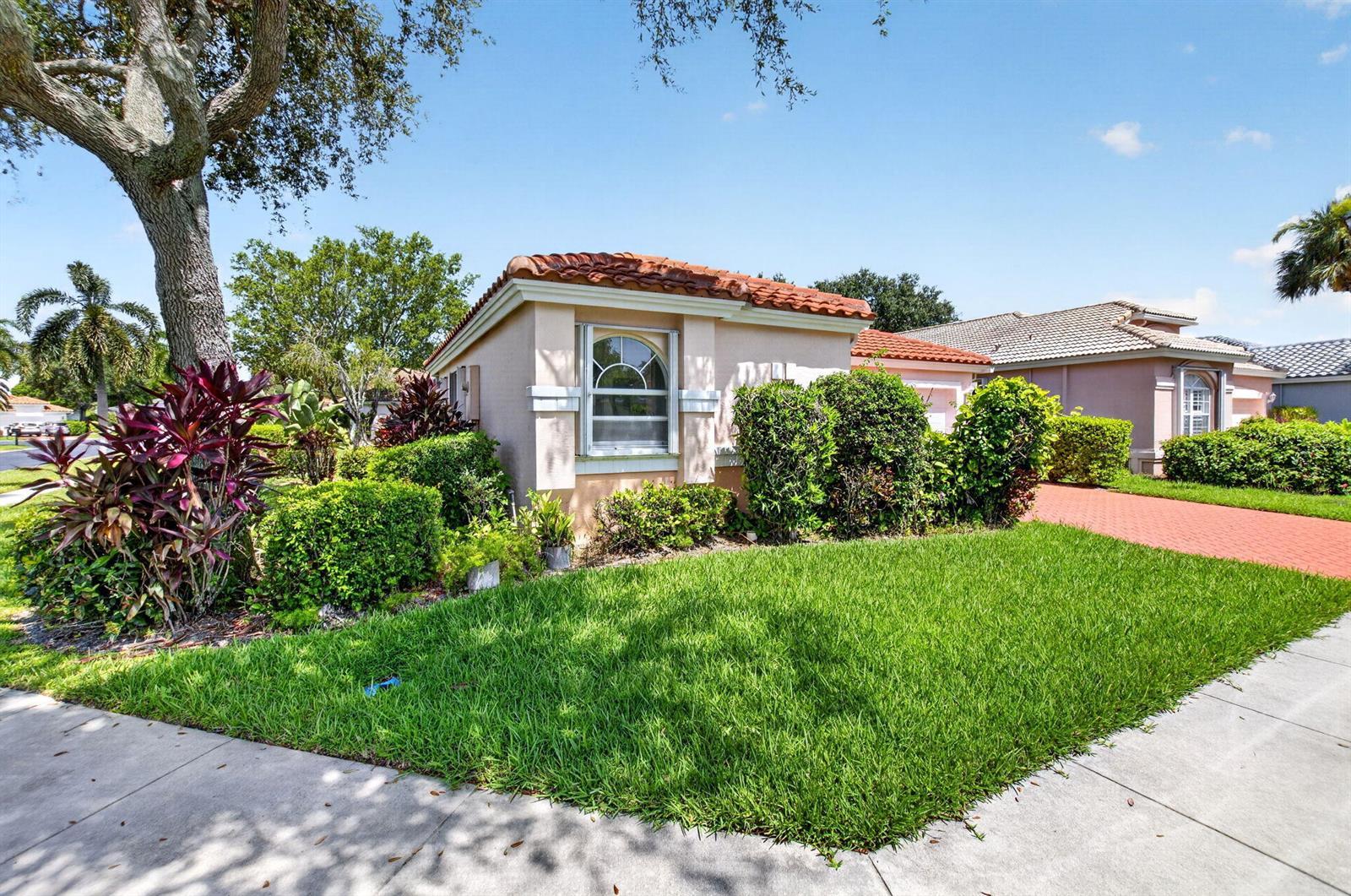 12663 CORAL LAKES Drive, Boynton Beach FL 33437 photo 4