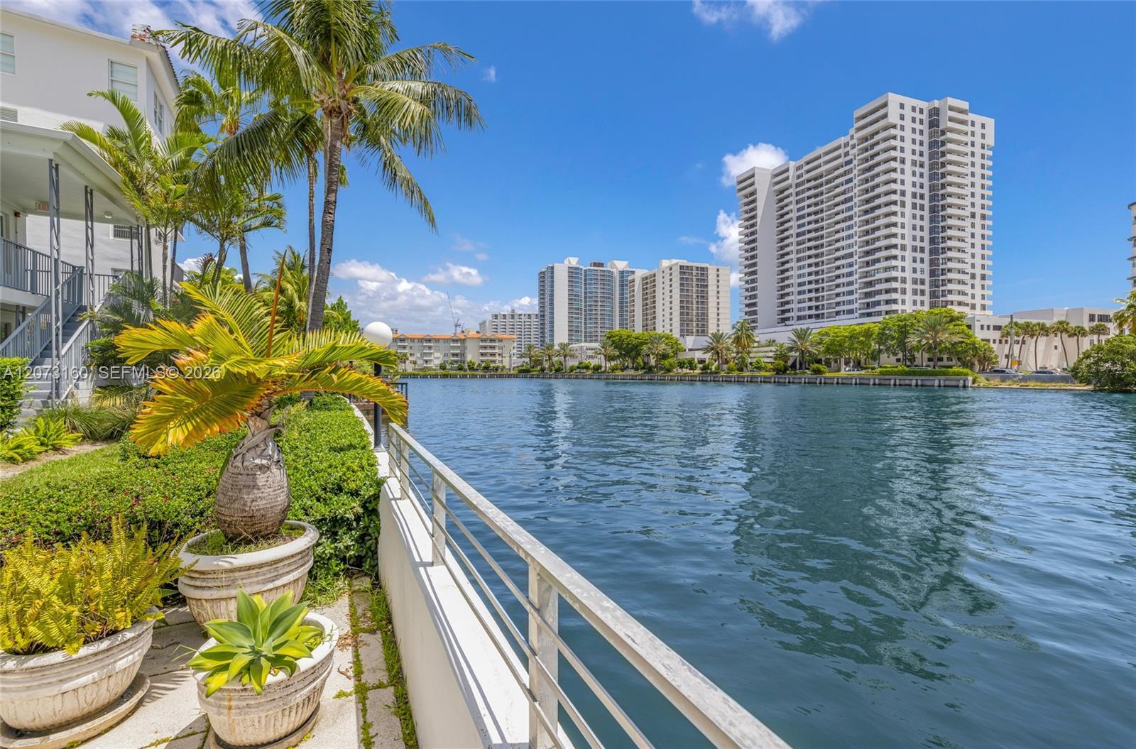 2445 Lake Pancoast Dr # 4, Miami Beach FL 33140