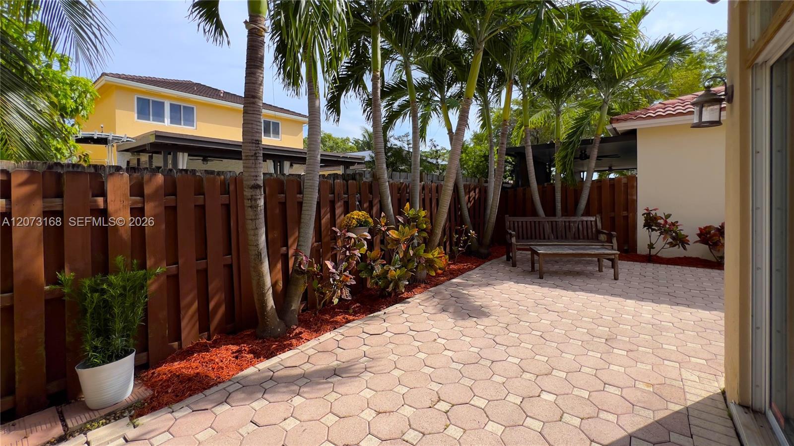 9000 SW 215th Ter, Cutler Bay FL 33189 photo 5