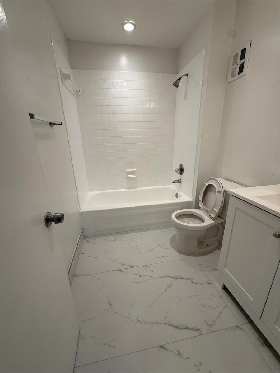 7925 S COLONY Circle S # 206, Tamarac FL 33321 photo 5