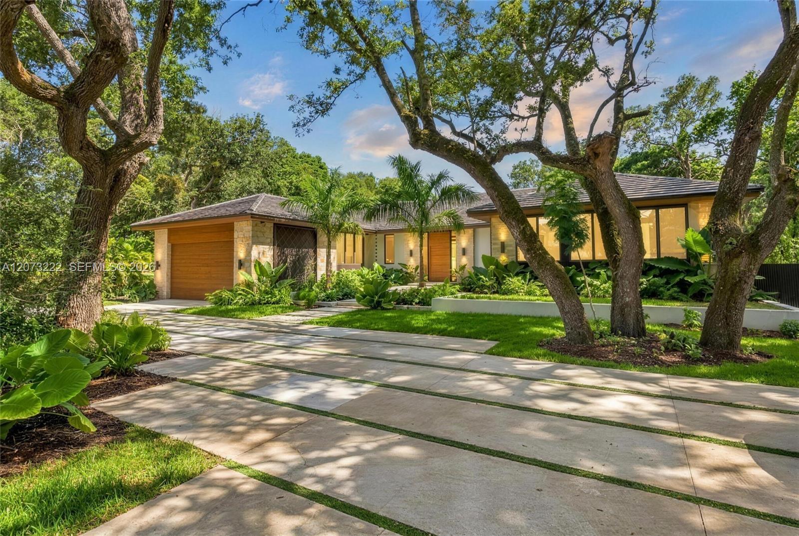 7840 SW 98th St, Miami FL 33156