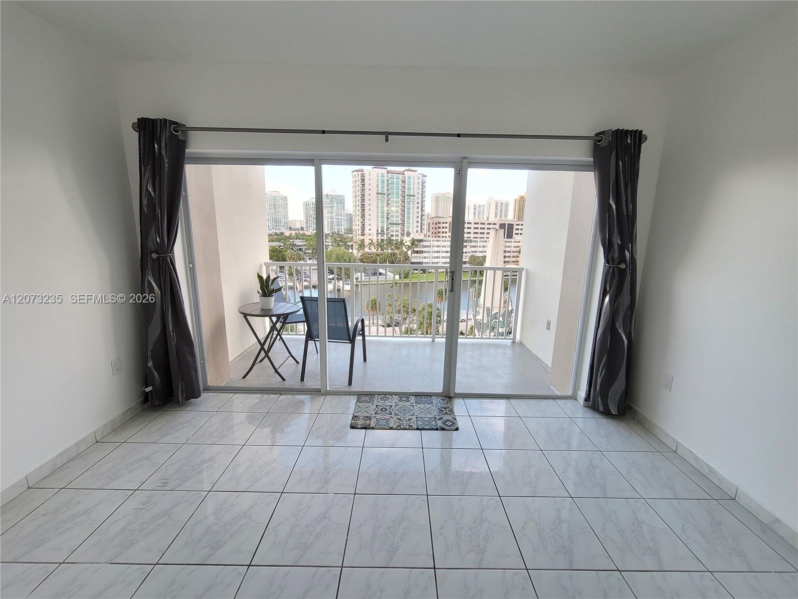300 Bayview Dr # 603, Sunny Isles Beach FL 33160