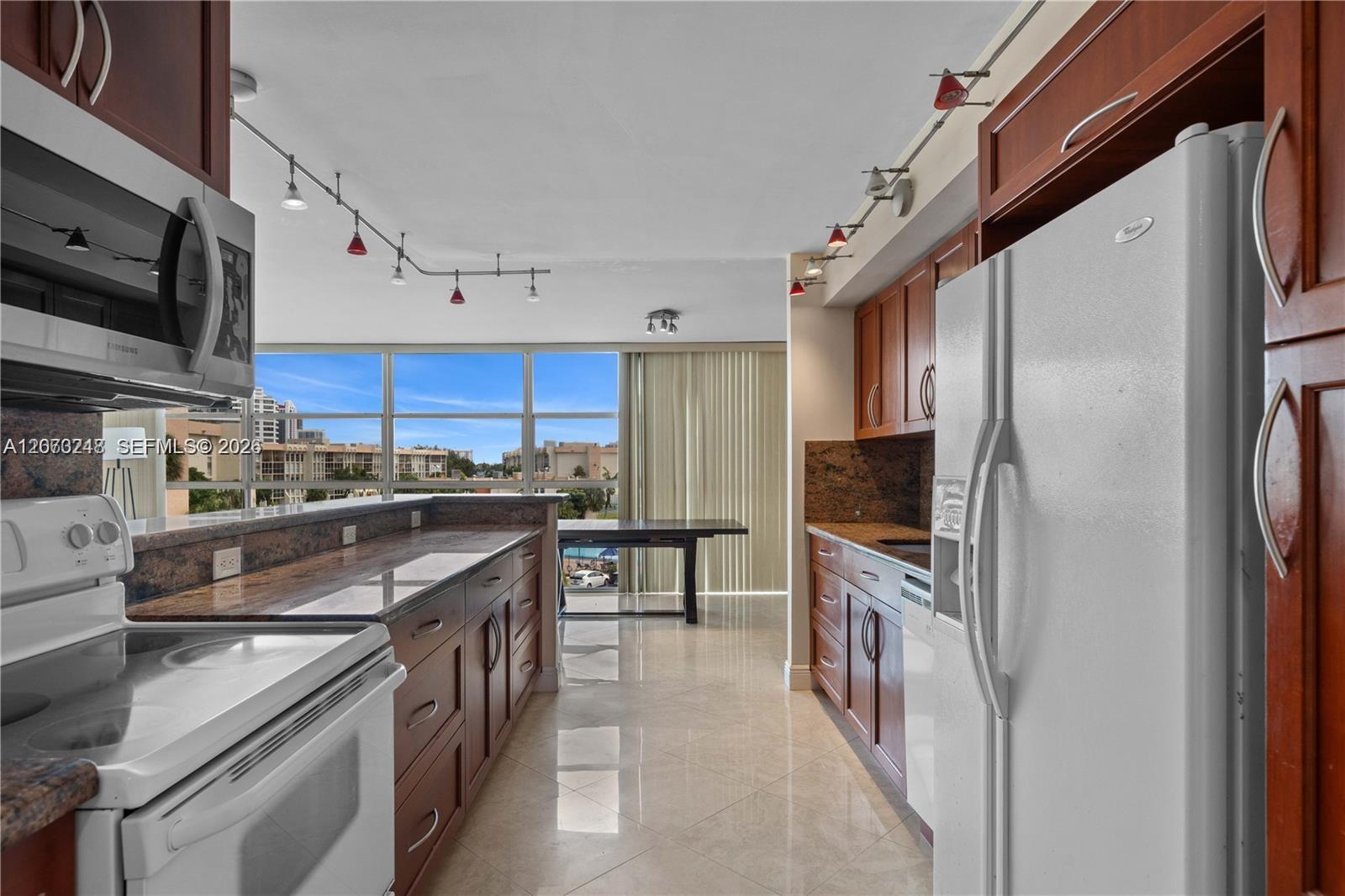 2000 Atlantic Shores Blvd # 420, Hallandale Beach FL 33009 photo 3