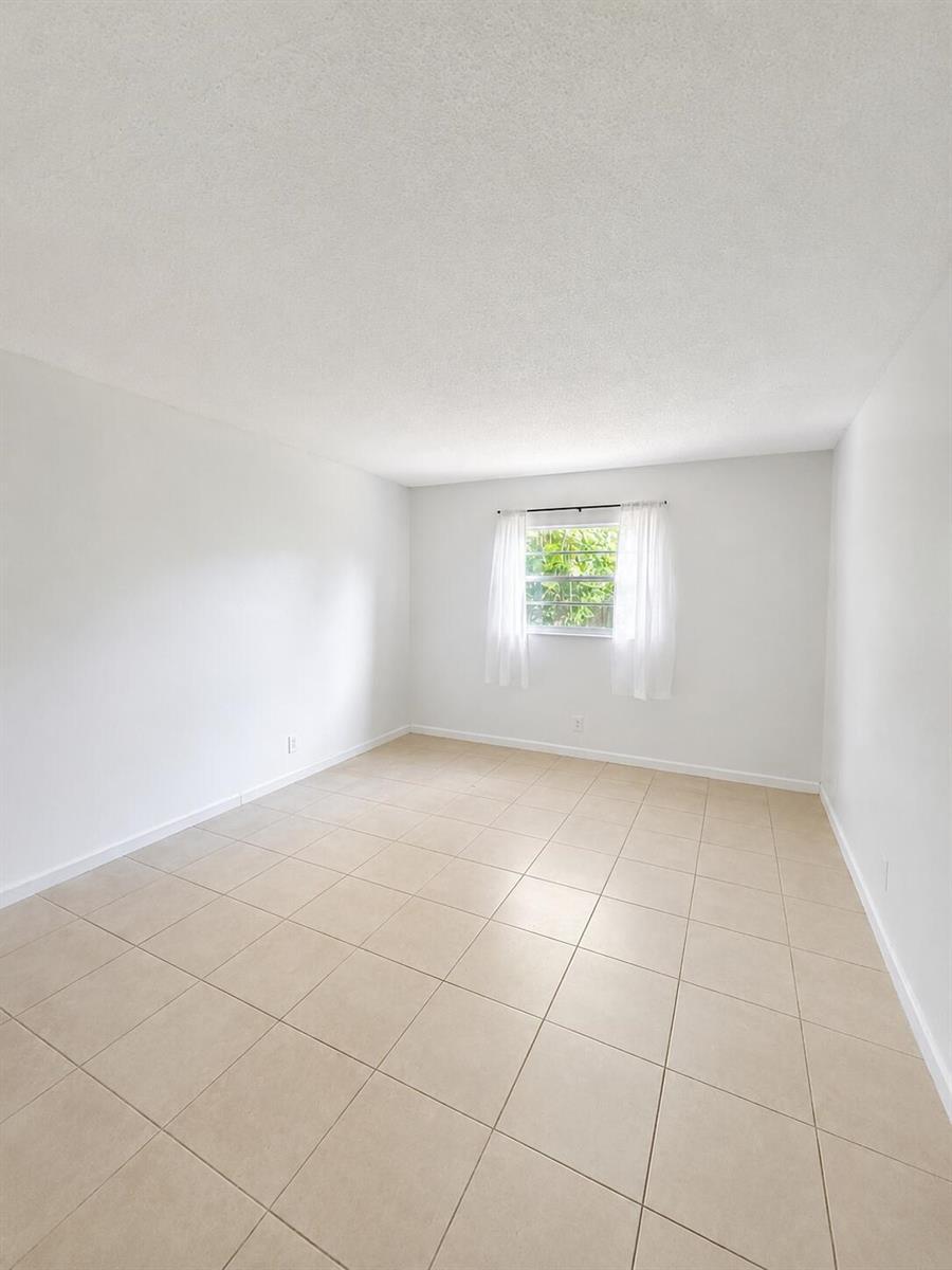 1450 SW 8TH Court, Fort Lauderdale FL 33312 photo 5
