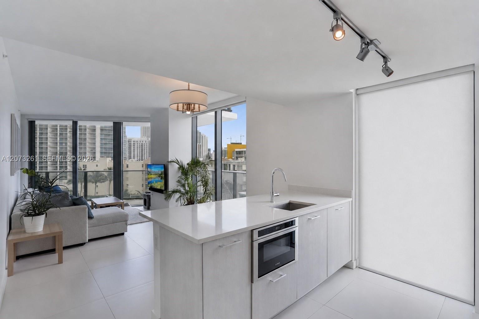 501 NE 31st St # 708, Miami FL 33137 photo 3