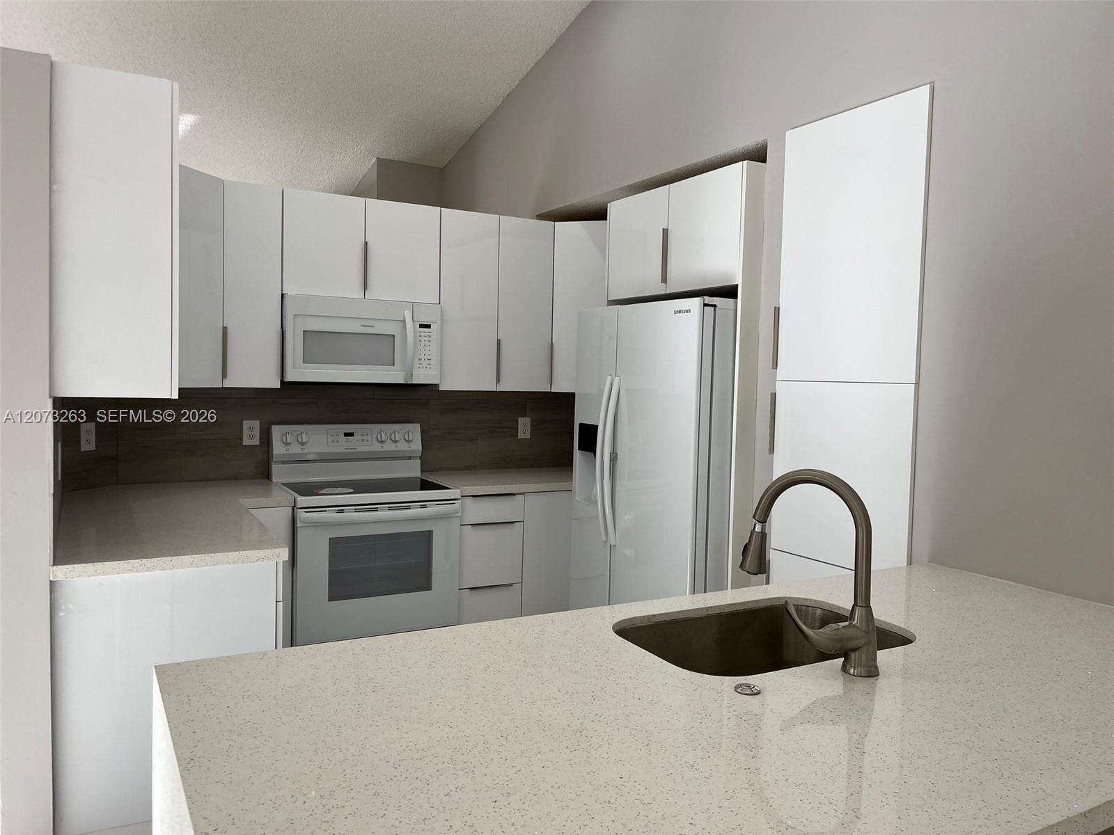 1542 Presidio Dr # 1542, Weston FL 33327 photo 5