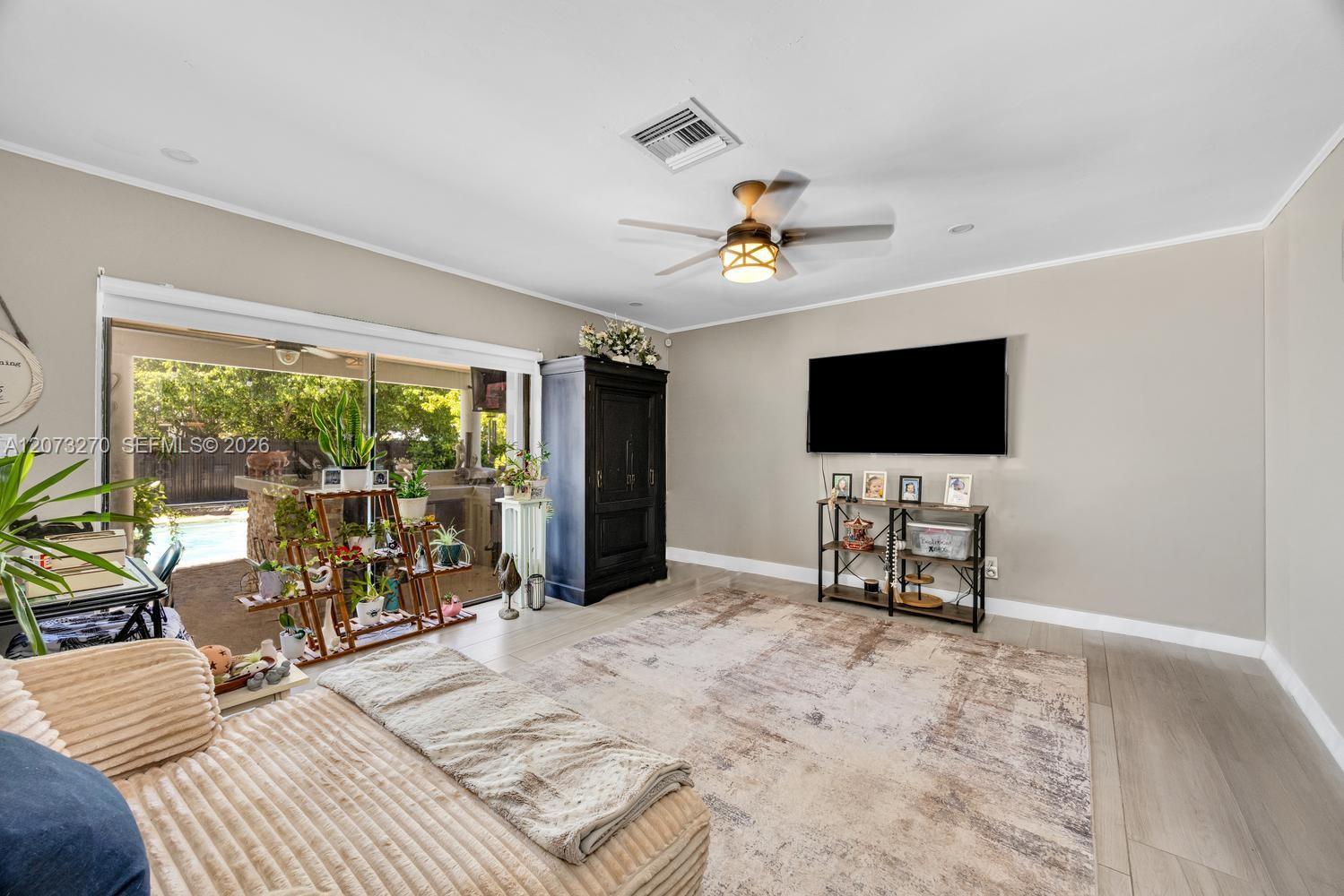 8144 SW 205th Ter, Cutler Bay FL 33189 photo 5