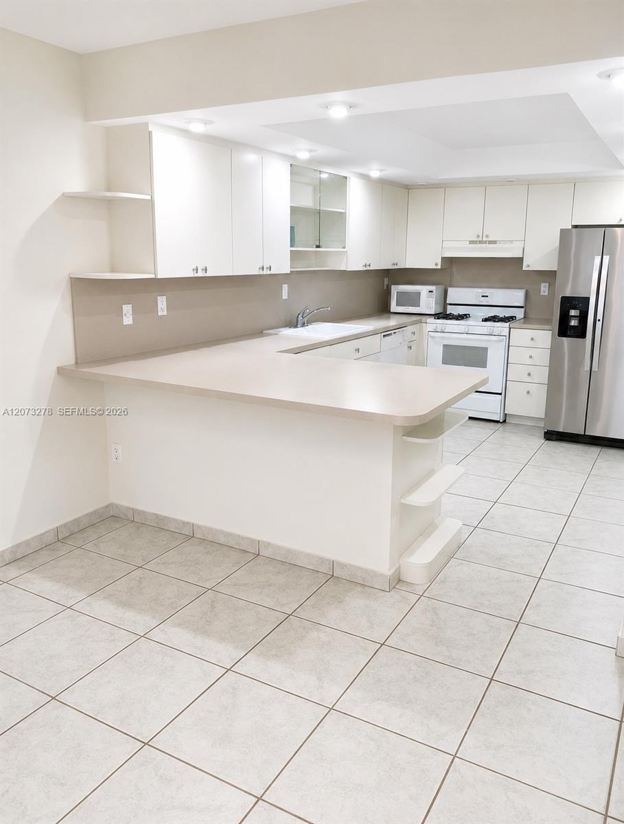 6947 SW 115th Pl # B36, Miami FL 33173 photo 2