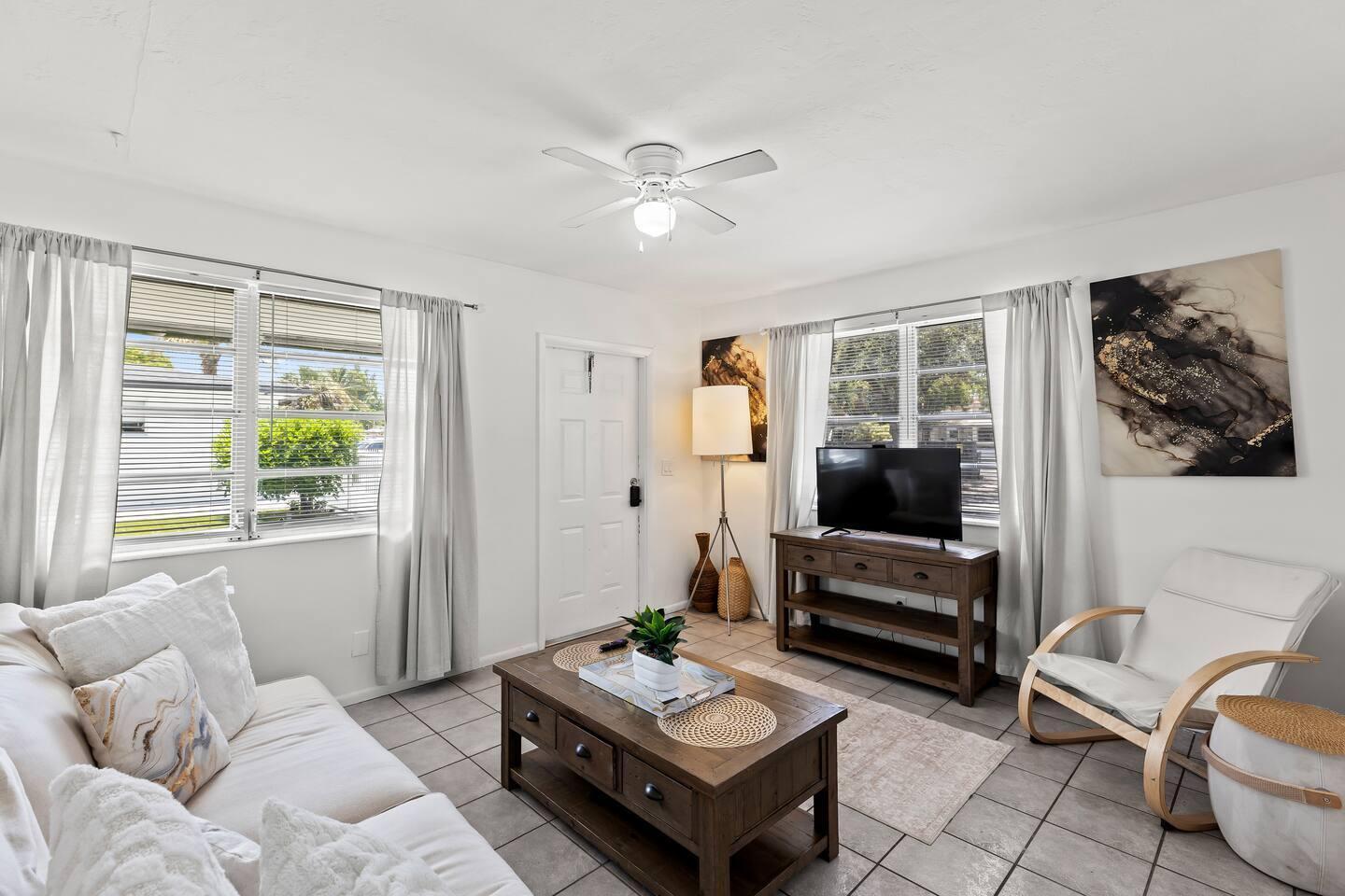 1826 Sherman Street Apt 1, Hollywood FL 33020 photo 3