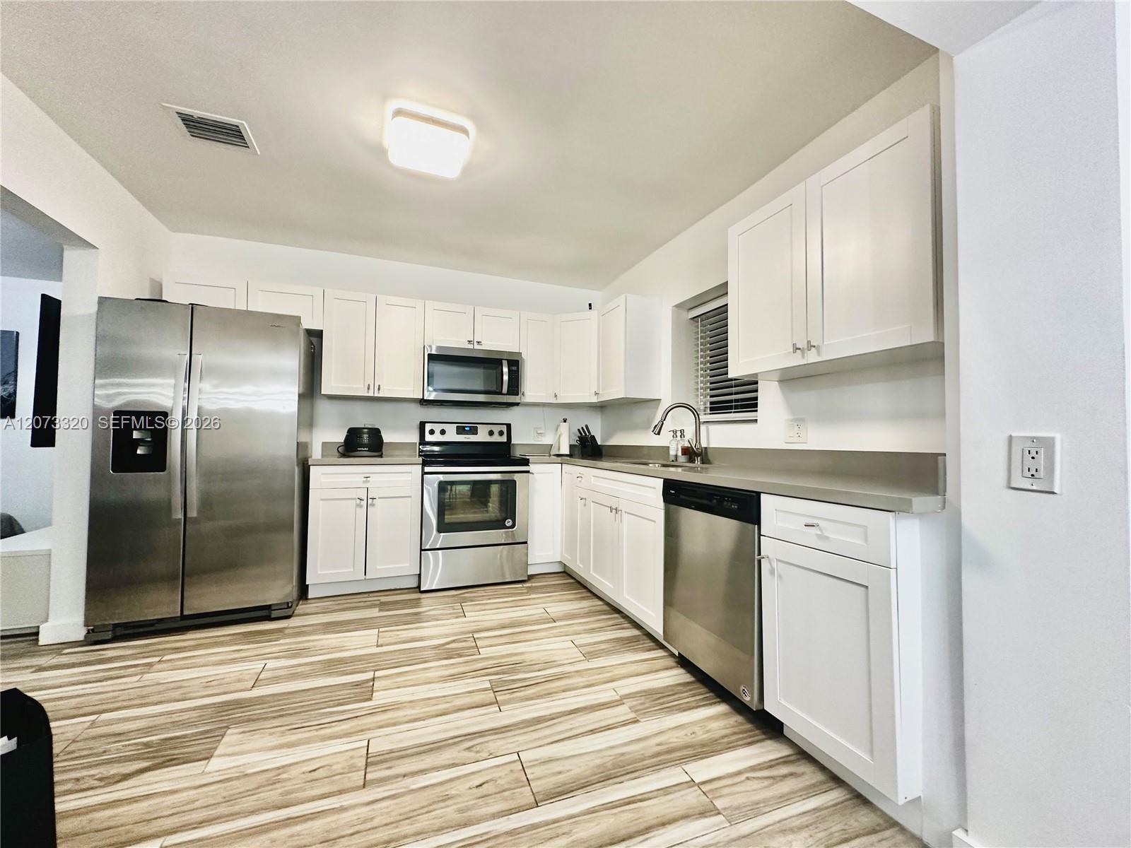 34 Allen Rd, West Park FL 33023 photo 3