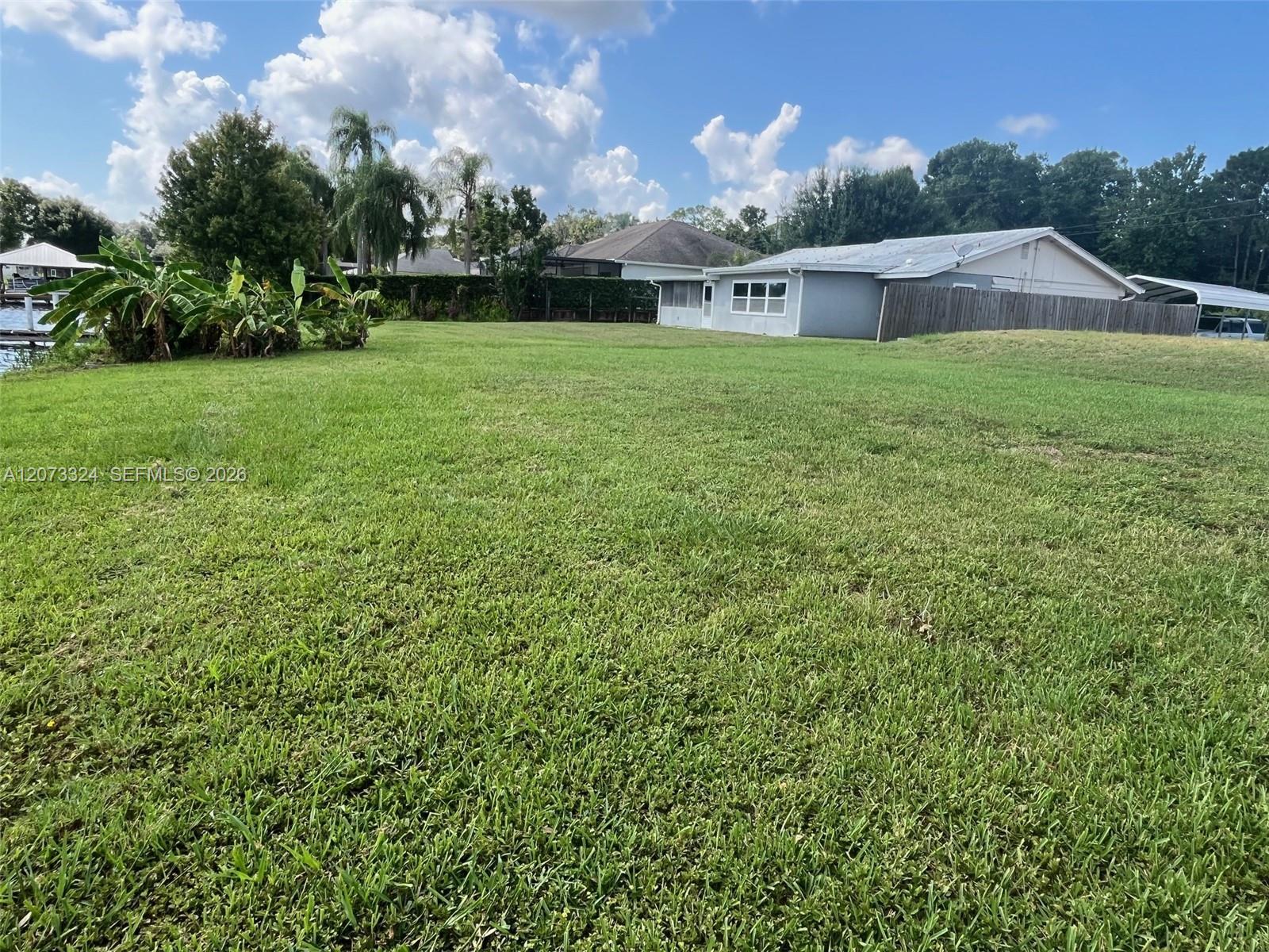 1050 Lake Carrie Dr, Lake Placid FL 33852 photo 4