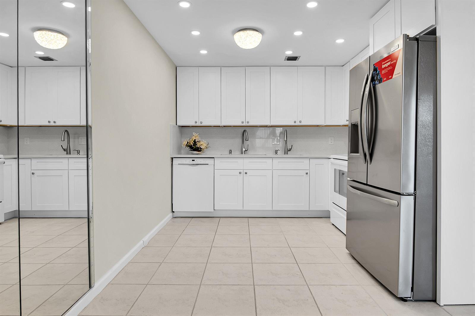 250 RICHMOND F # 250, Deerfield Beach FL 33442 photo 5