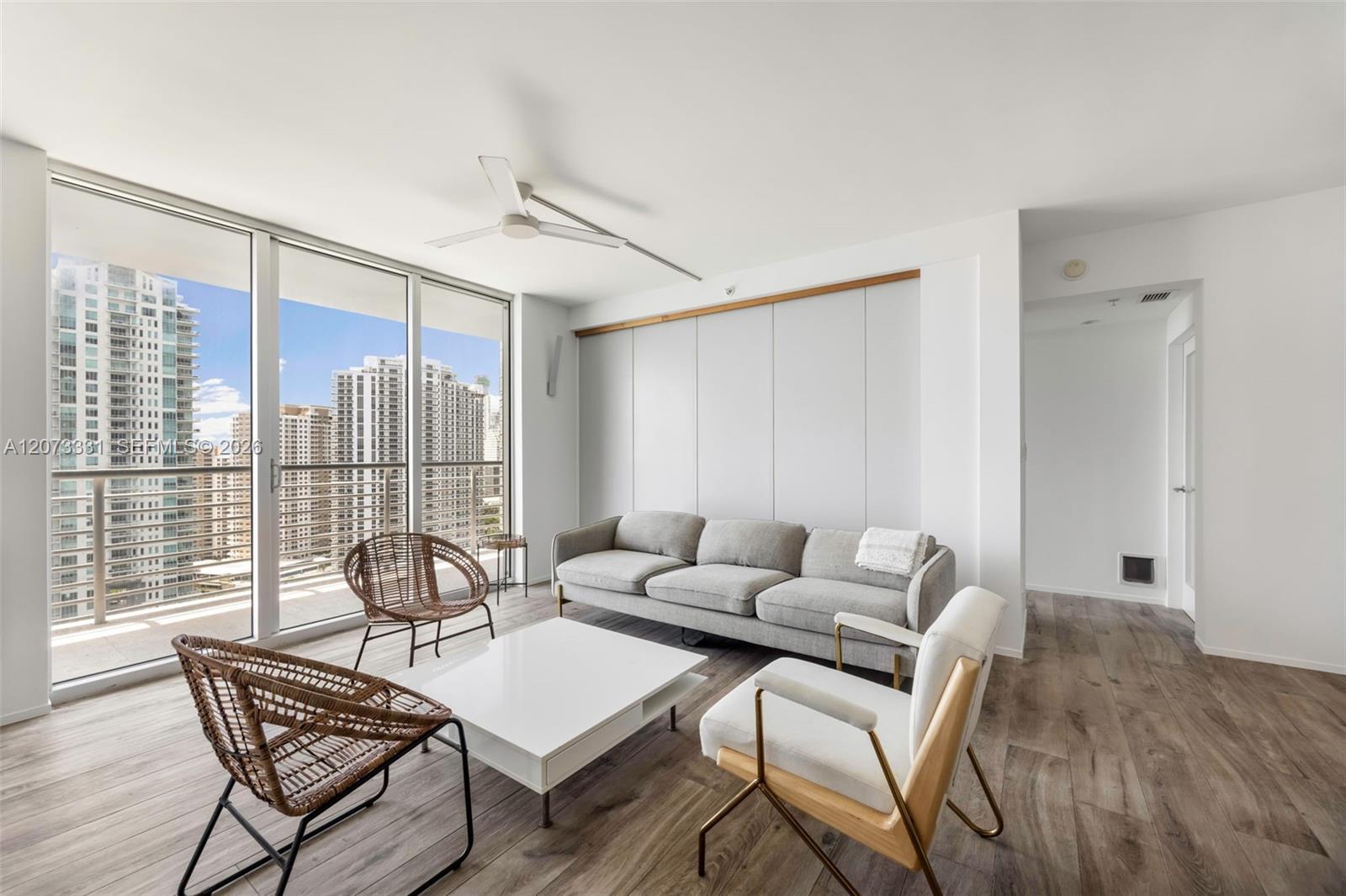 335 S Biscayne Blvd # 2805, Miami FL 33131 photo 5