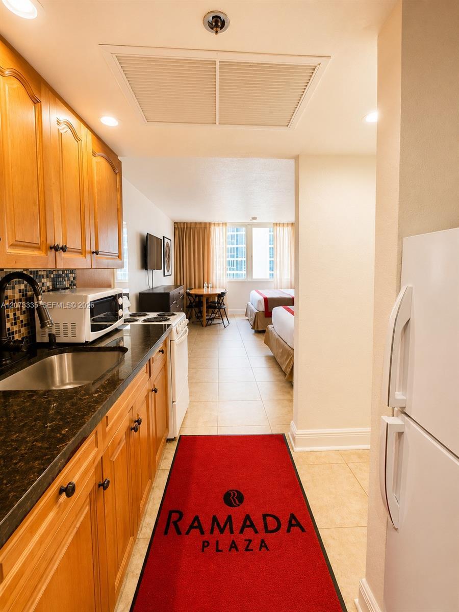 19201 Collins Ave # 828, Sunny Isles Beach FL 33160 photo 3