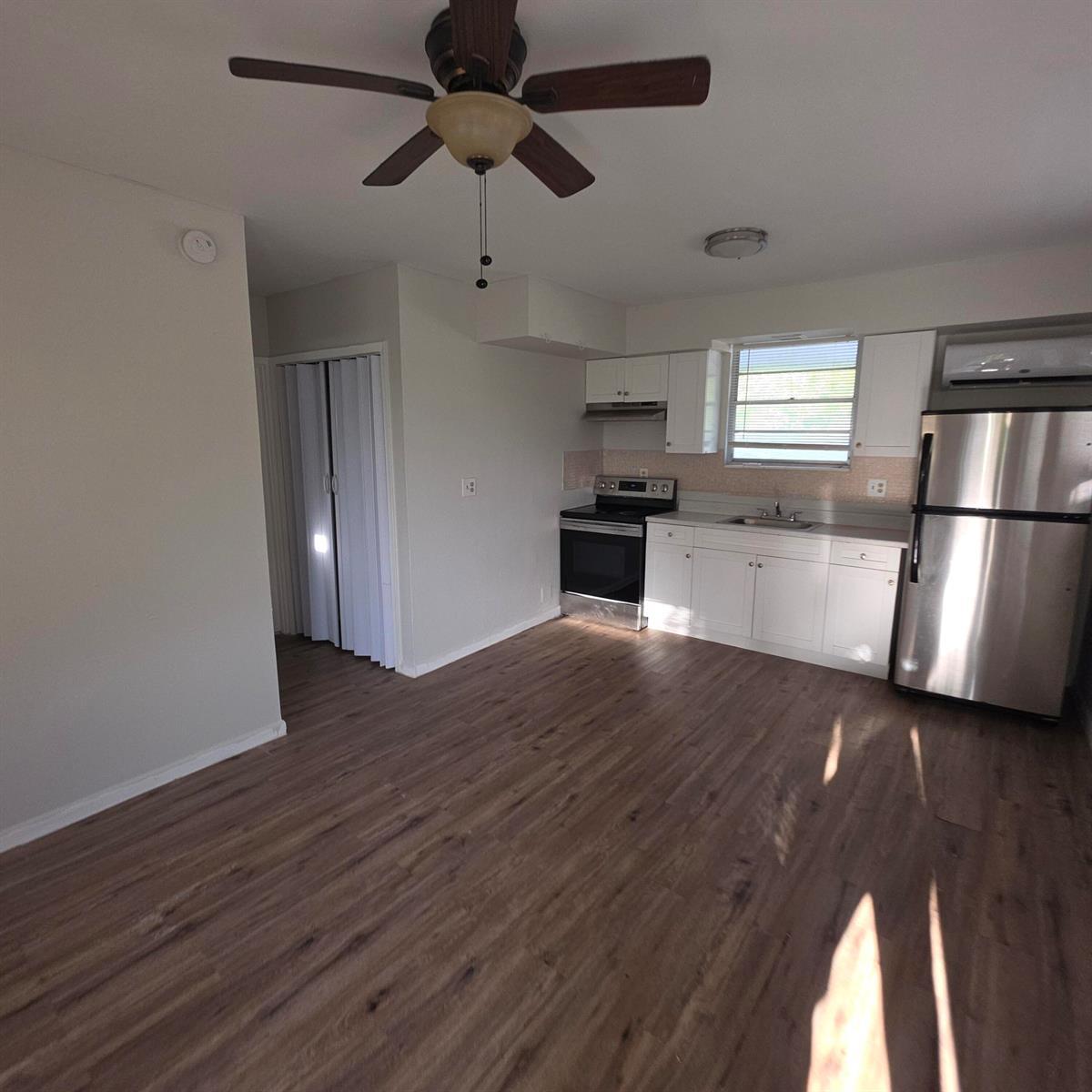 1826 Sherman Street Apt 15, Hollywood FL 33020