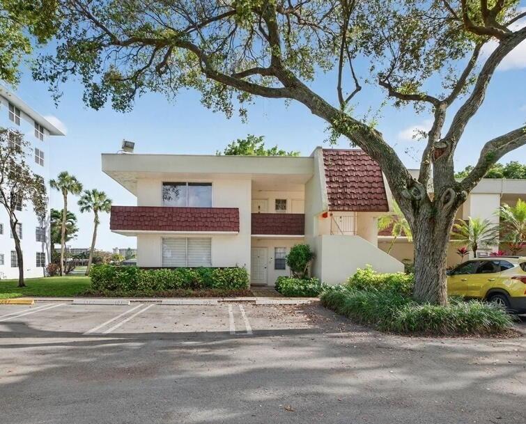 3200 N Course Lane # 116, Pompano Beach FL 33069
