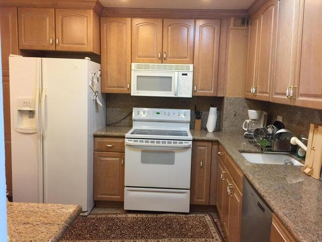 3450 S Ocean Boulevard # 807, Palm Beach FL 33480 photo 4