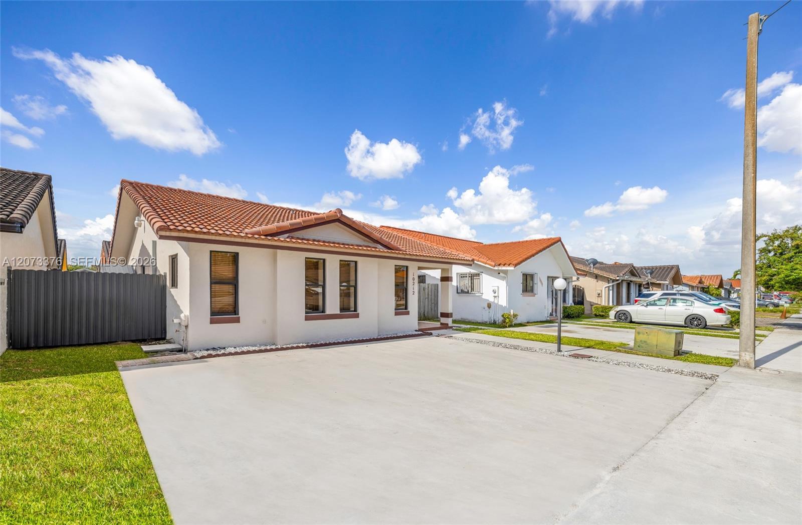 10212 NW 129th St, Hialeah Gardens FL 33018 photo 5