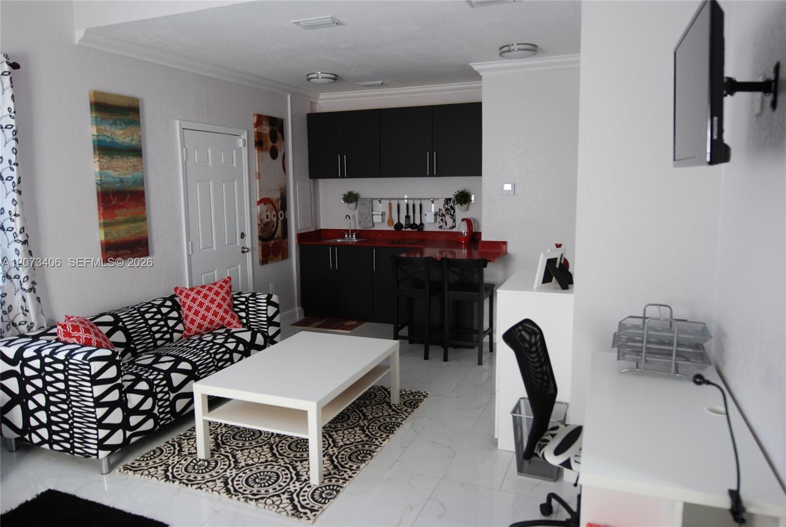 1435 SW 82nd Pl, Miami FL 33144 photo 3