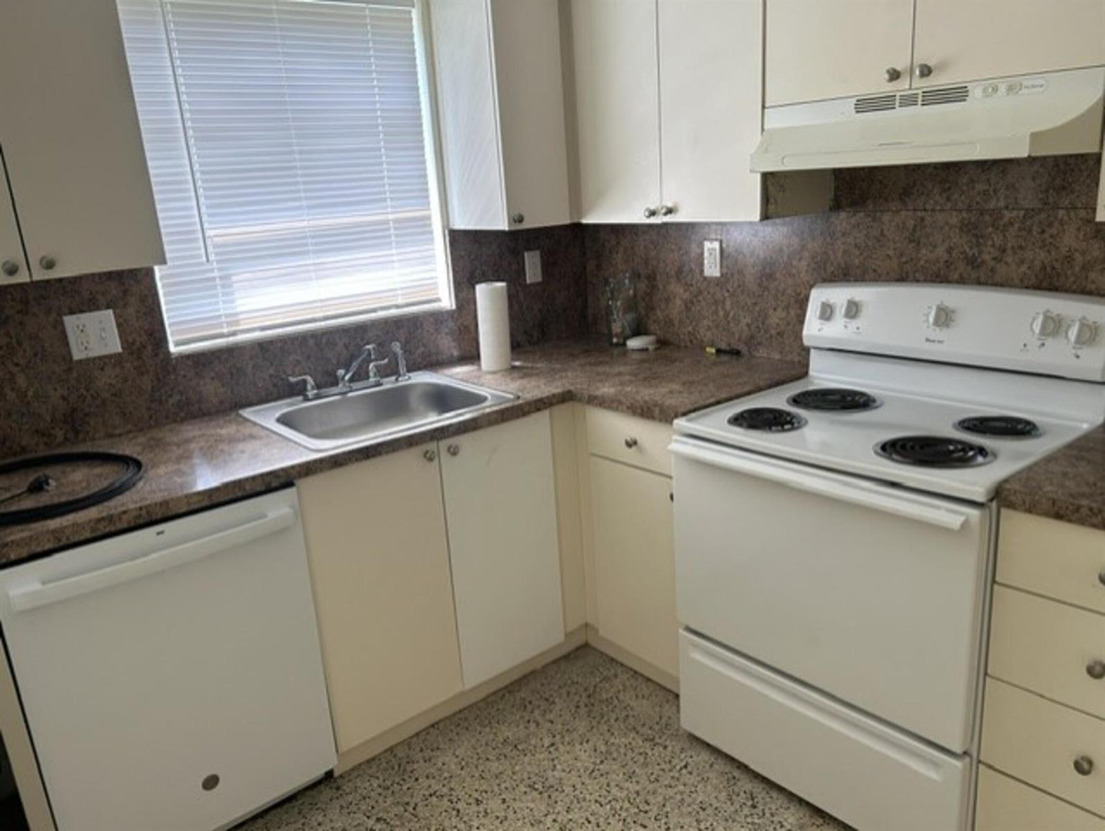 1337 NW 112th Terrace, Miami FL 33167 photo 5