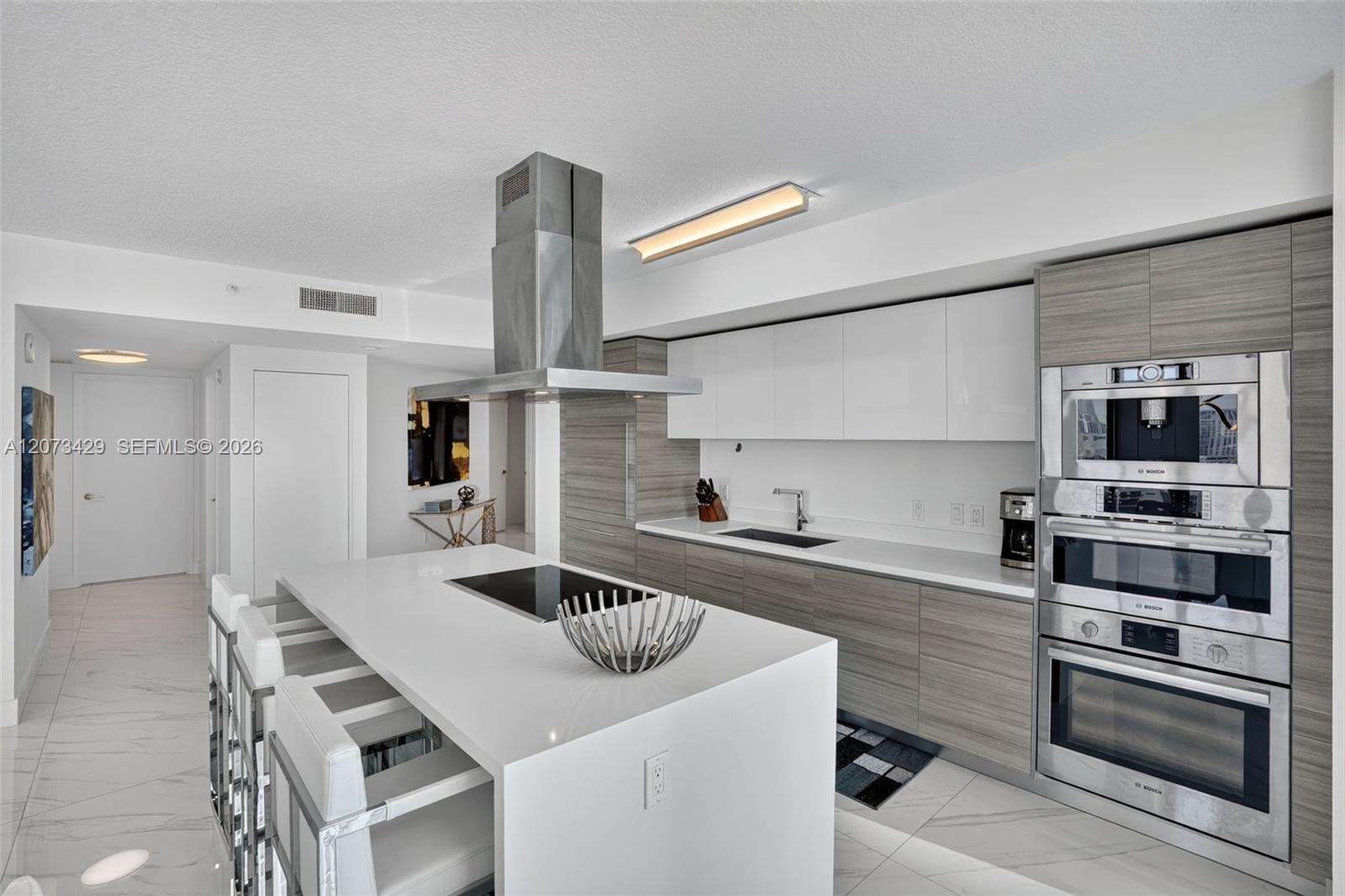 300 Sunny Isles Blvd # 1007, Sunny Isles Beach FL 33160 photo 5