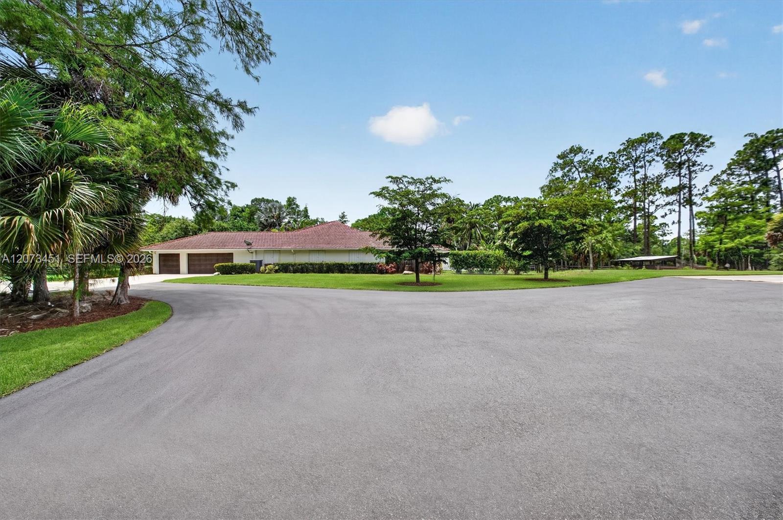 1215 Stallion Dr, Loxahatchee FL 33470 photo 4