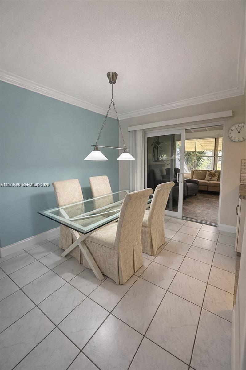 4208 NW 47th Ct, Tamarac FL 33319 photo 4
