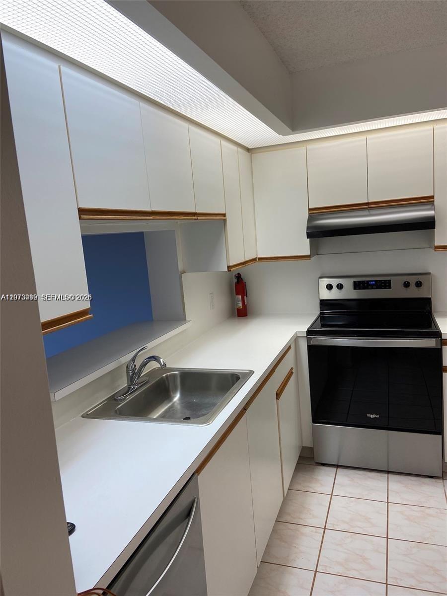 12601 SW 13th St # 303G, Pembroke Pines FL 33027 photo 4
