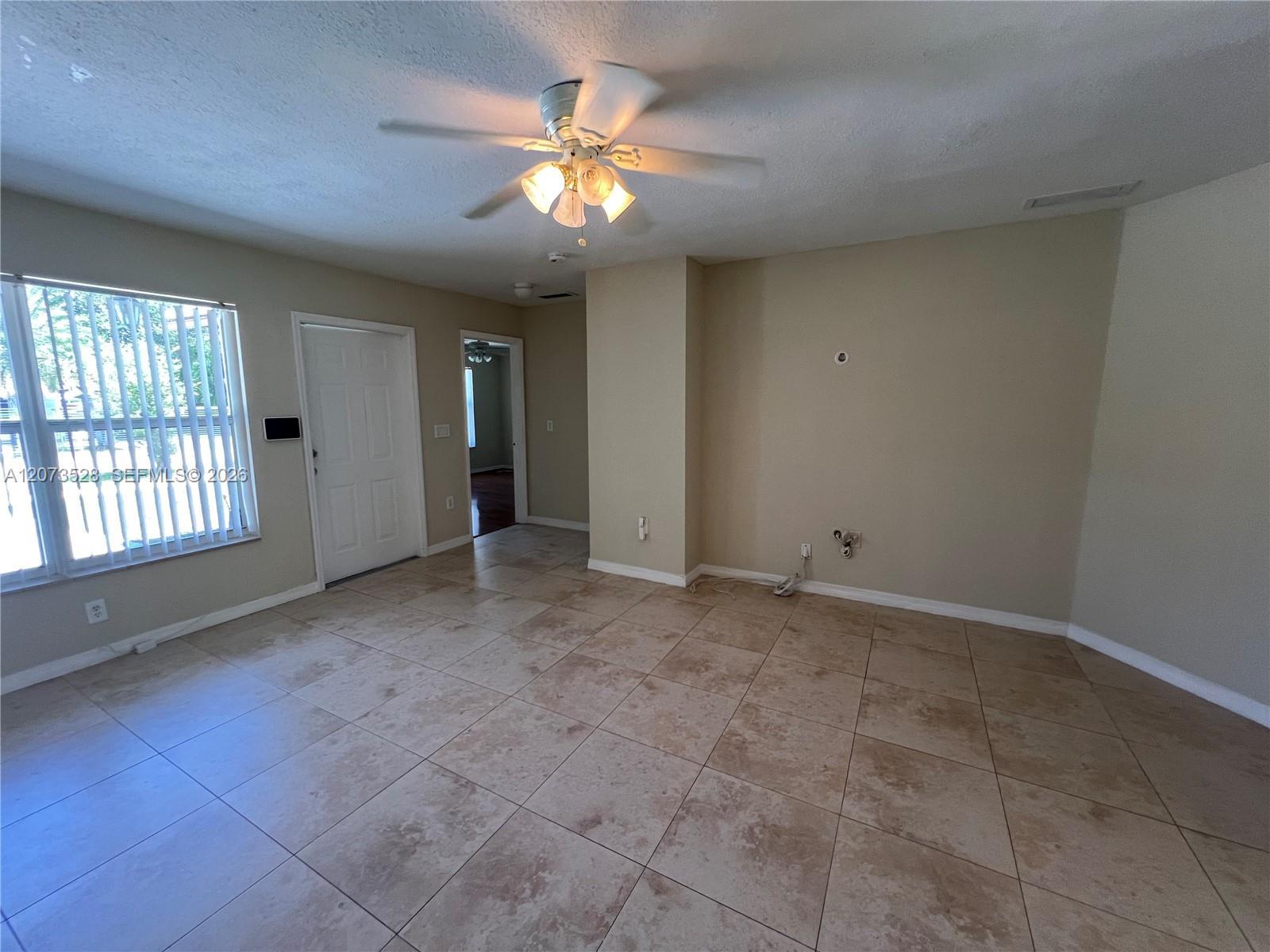 3520 NW 213th Ter, Miami Gardens FL 33056 photo 2