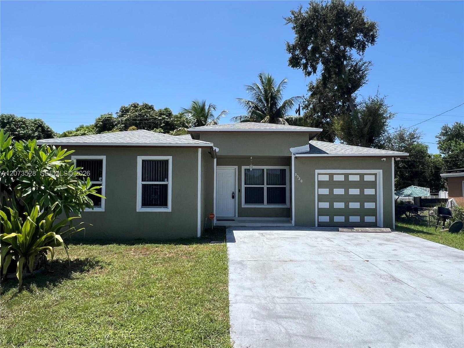 3520 NW 213th Ter, Miami Gardens FL 33056