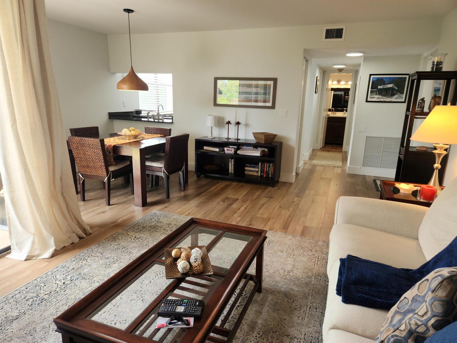 825 Egret Circle # 311, Delray Beach FL 33444