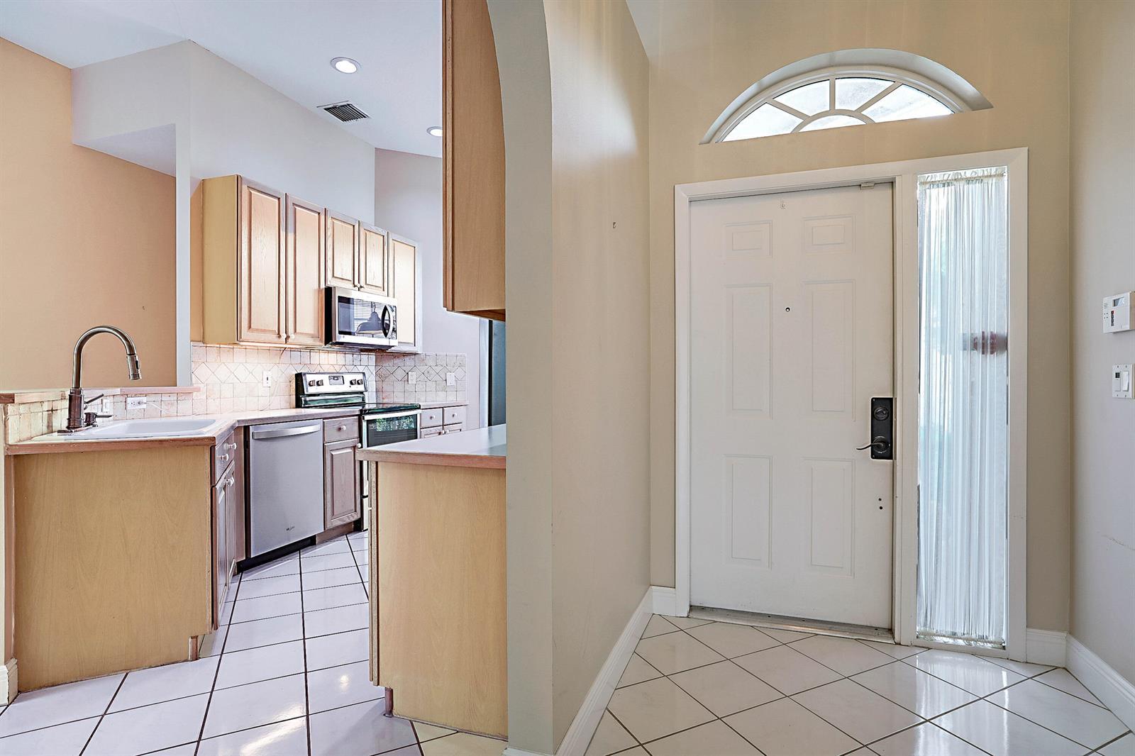 23444 Alzira Circle, Boca Raton FL 33433 photo 5