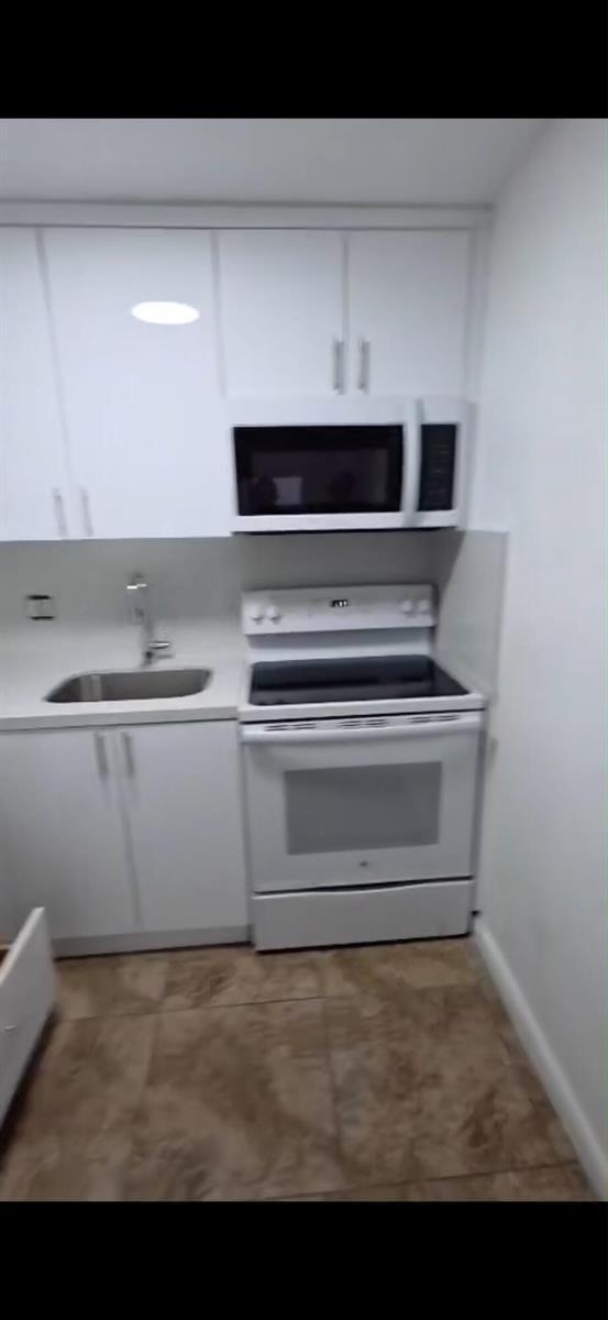 3640 NW 9TH Street # 306, Miami FL 33125 photo 2