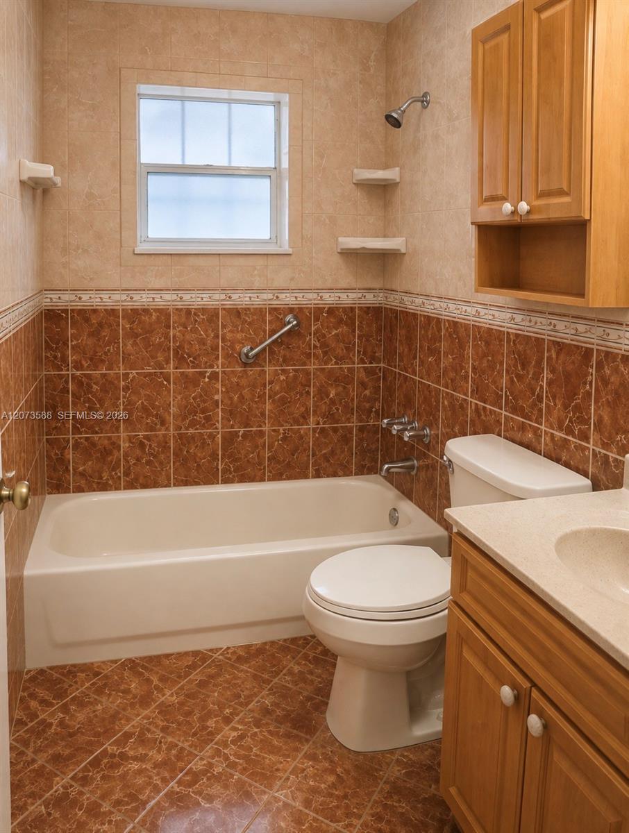 19211 NW 52nd Ave, Miami Gardens FL 33055 photo 3