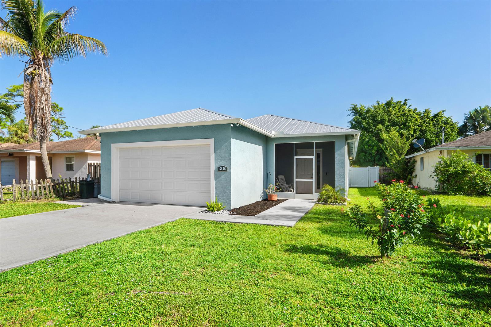 6855 4TH Street, FL 33458 photo 2