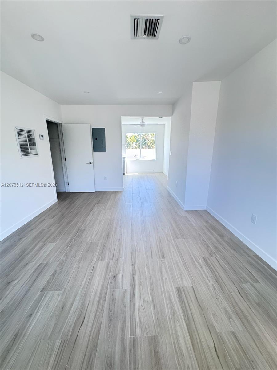 2855 Royal Palm Ave # 4, Miami Beach FL 33140 photo 2