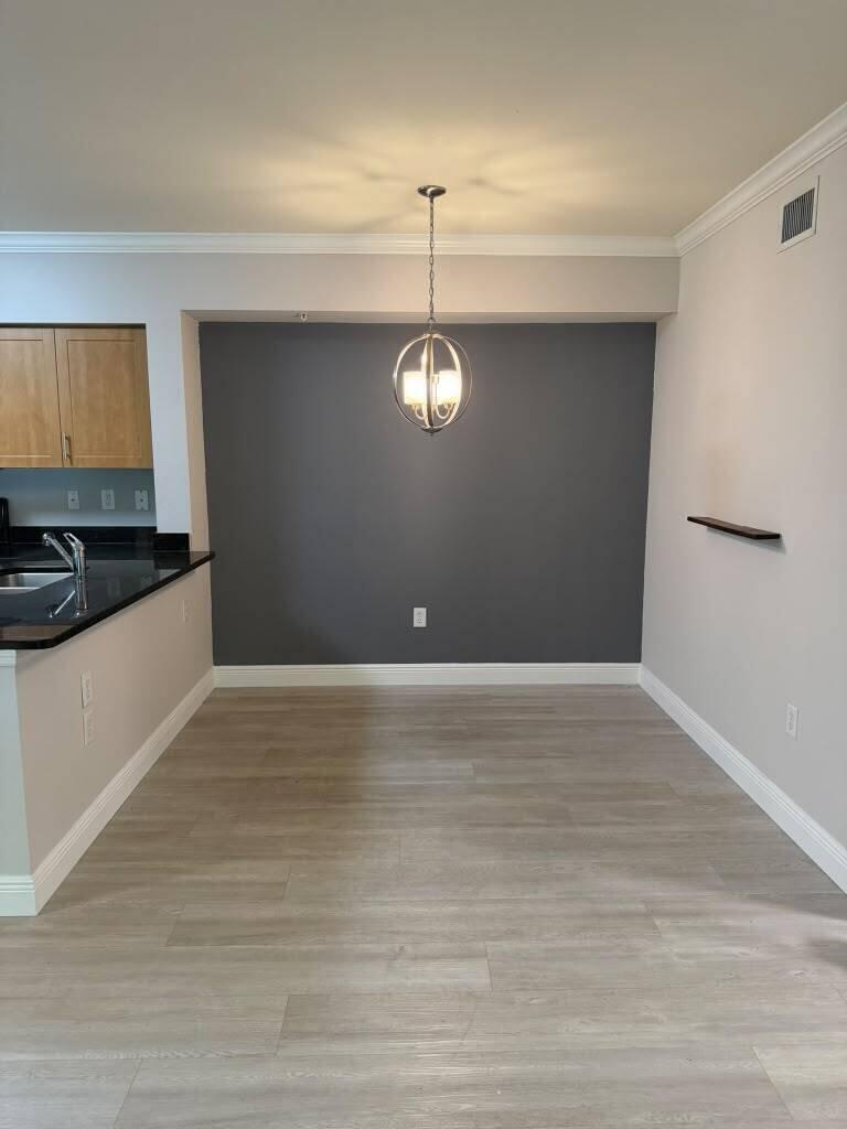 6386 EMERALD DUNES Drive # 308, West Palm Beach FL 33411 photo 2