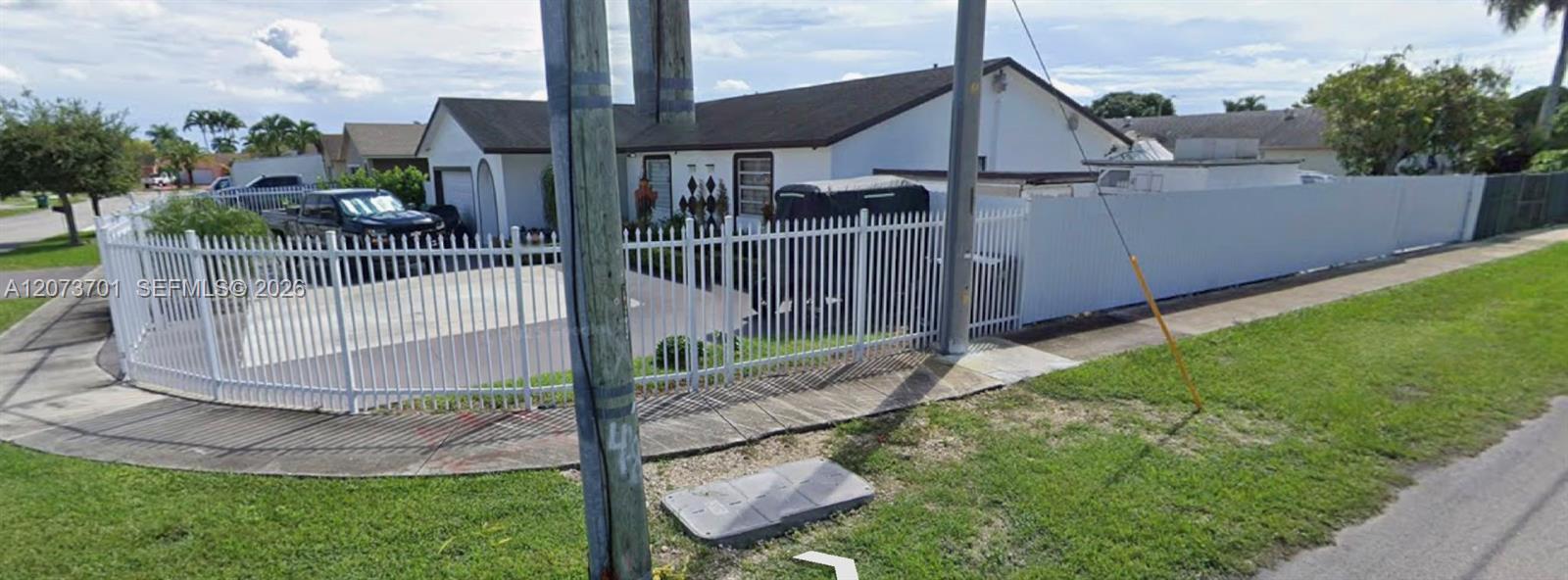 13390 SW 257th Ter, Homestead FL 33032 photo 2