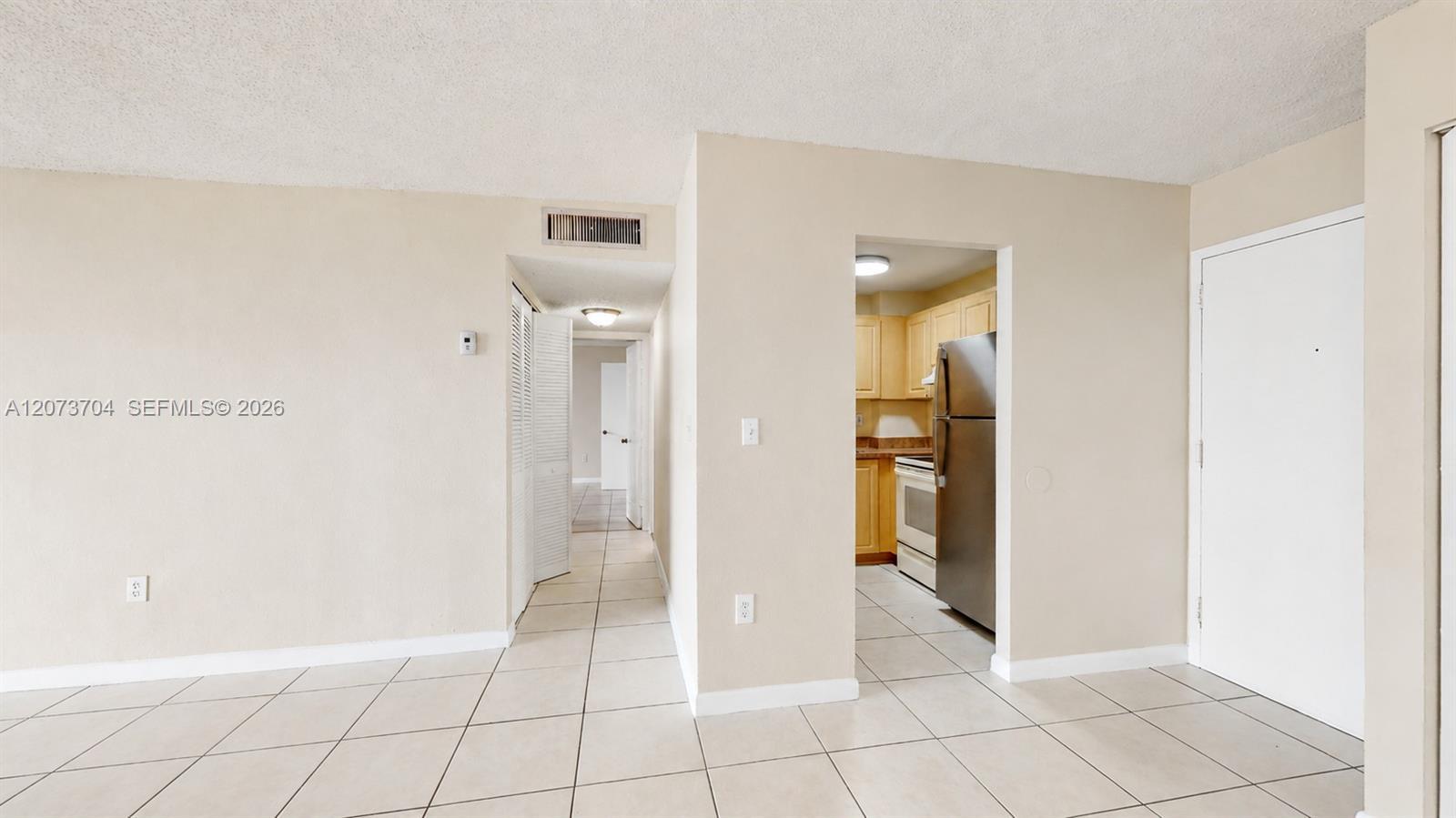 9360 Fontainebleau Blvd # 510, Miami FL 33172 photo 3