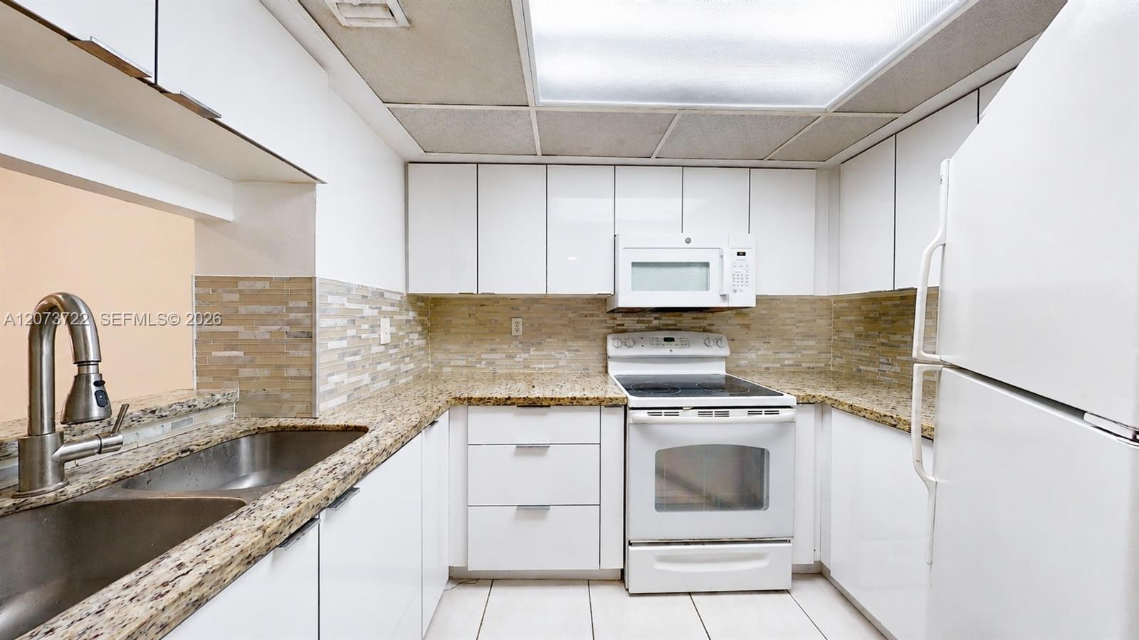 8275 SW 152nd Ave # 209, Miami FL 33193 photo 3