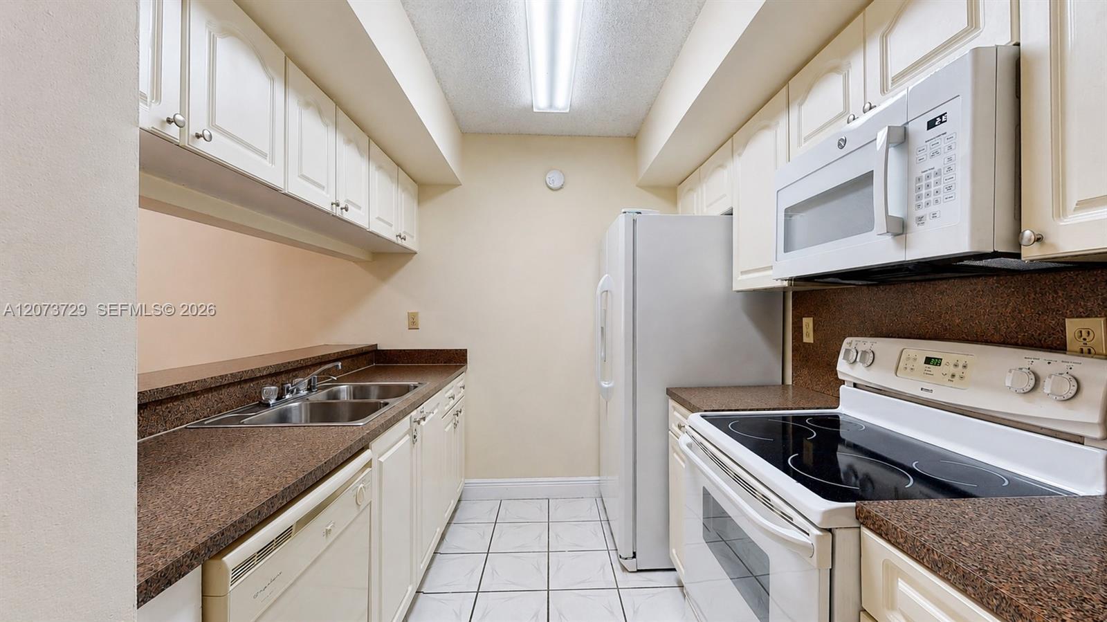 18296 Mediterranean Blvd # 4, Hialeah FL 33015 photo 3