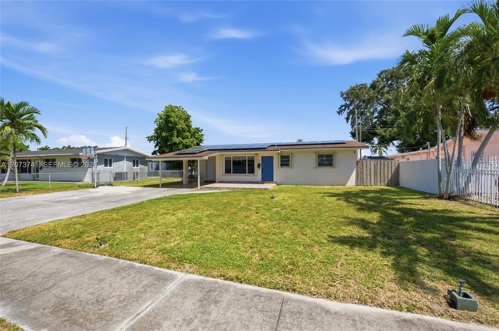 681 W 55th Pl, Hialeah FL 33012