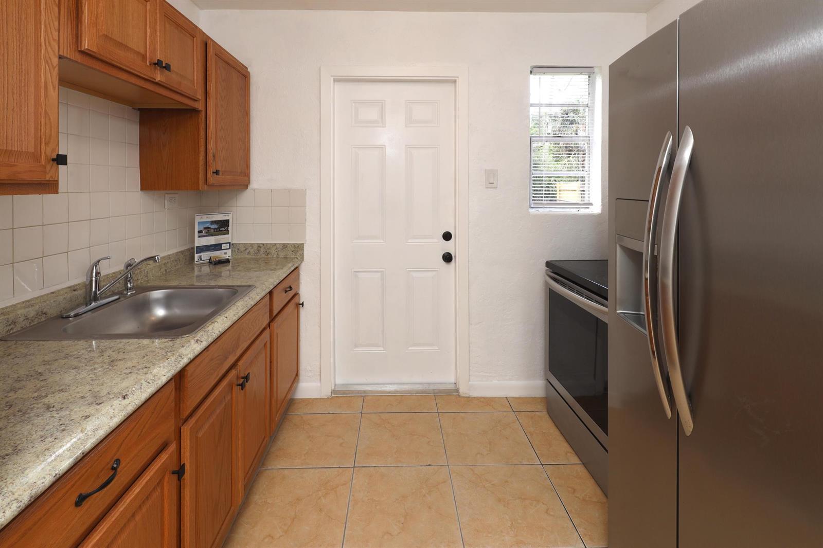 2304 NW 15th Court, Fort Lauderdale FL 33311 photo 4