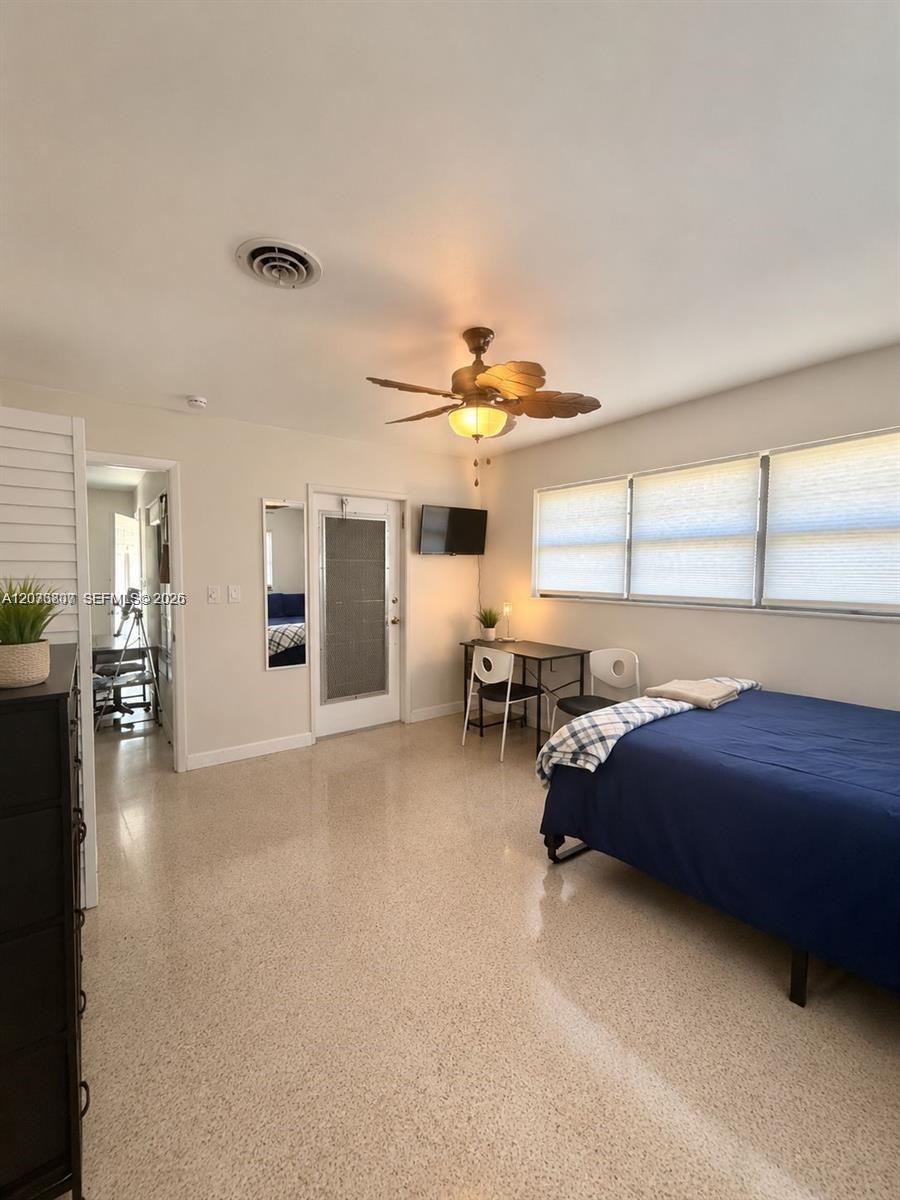 3202 Pierce St, Hollywood FL 33021 photo 3