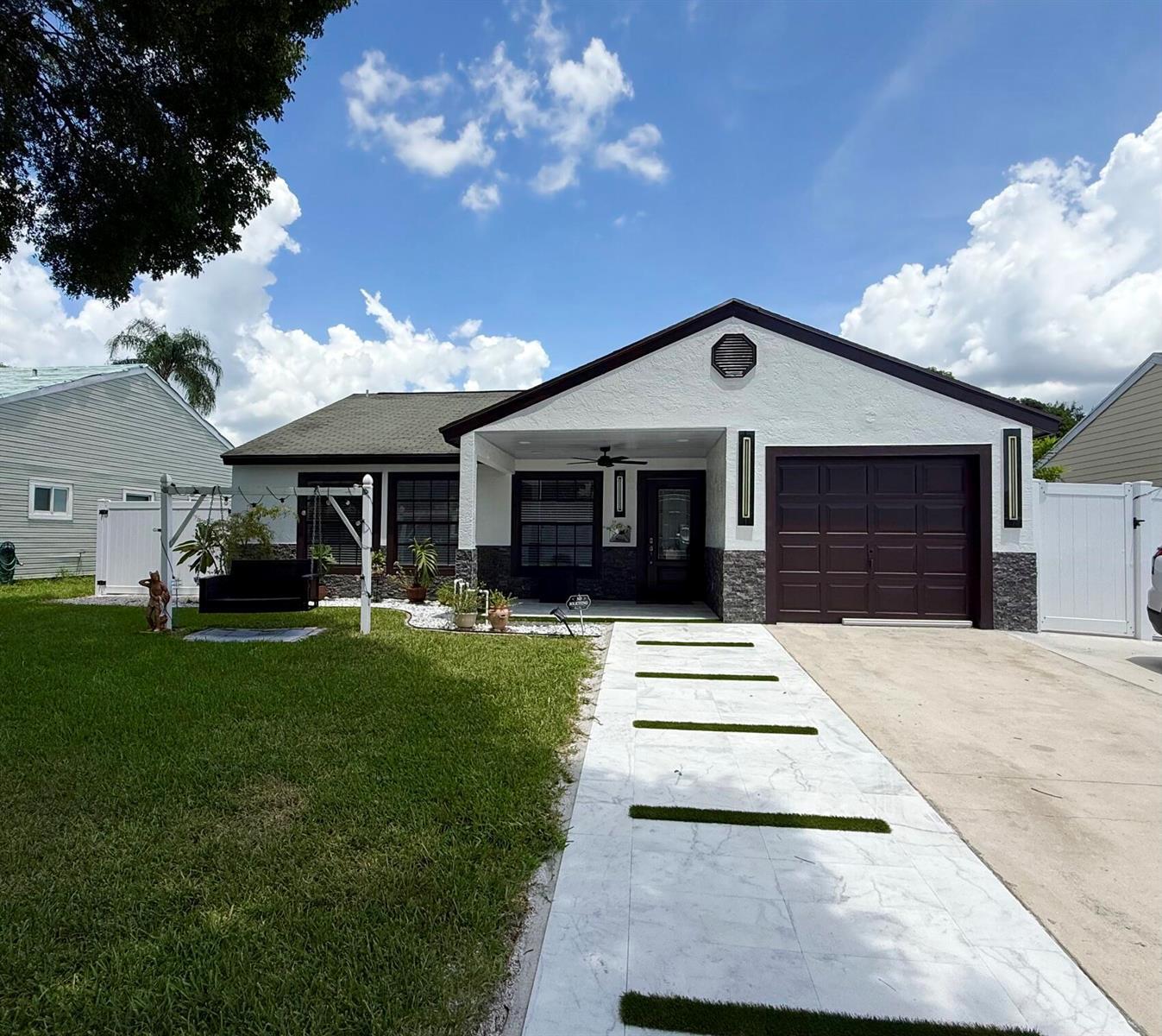 7743 Elwood Drive, FL 33467