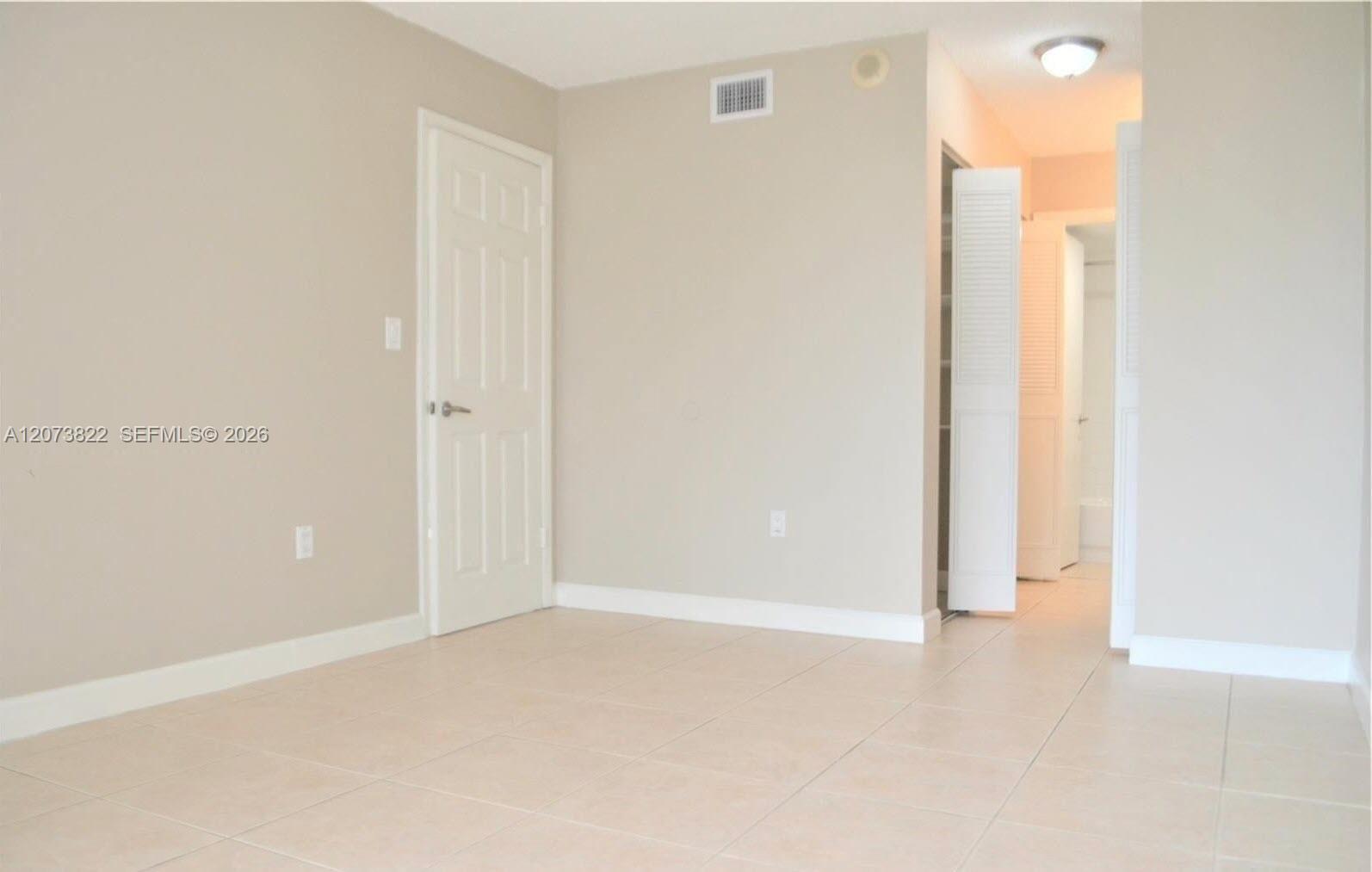 Miami, FL 33179 photo 5