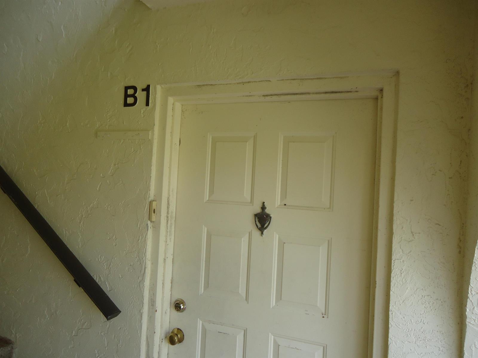 4731 Sable Pine Circle # B1, West Palm Beach FL 33417 photo 2