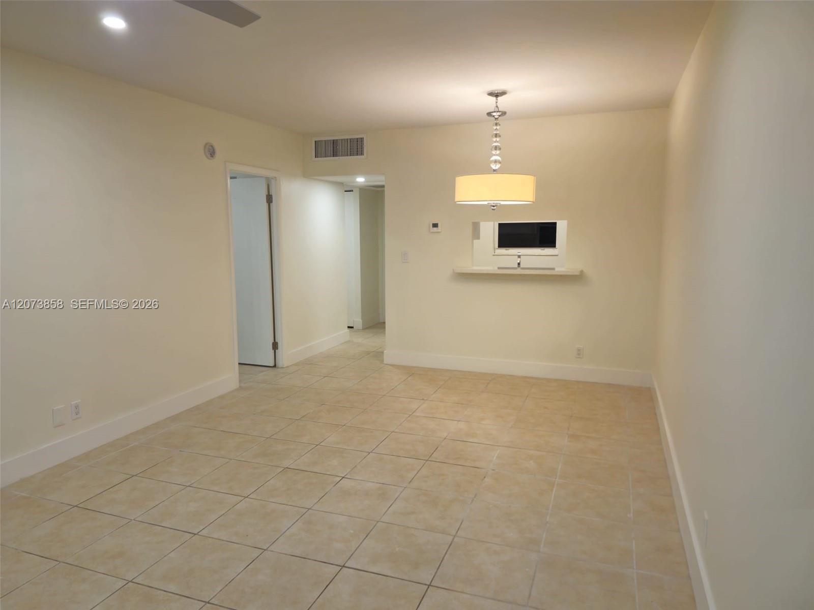 4800 NW 35th St # 607, Lauderdale Lakes FL 33319 photo 5
